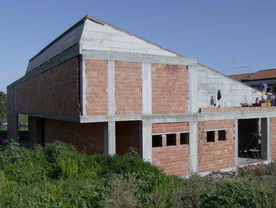 Nuovo Locale Chiesa Macchia di Giarre